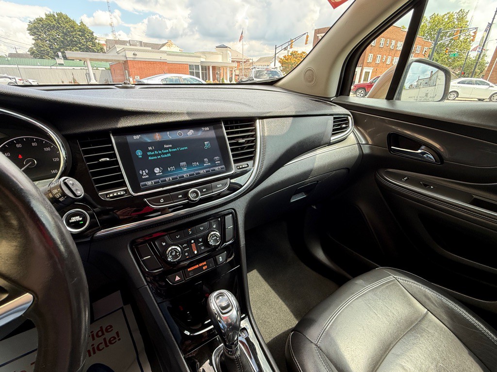 2017 Buick Enclave Image 4