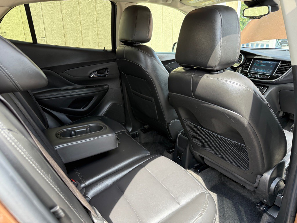 2017 Buick Enclave Image 9