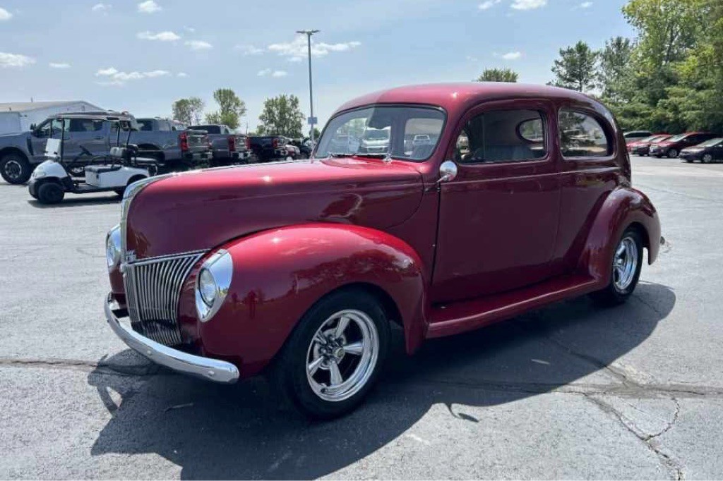 1940 Ford Deluxe Image 7
