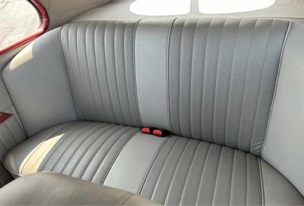 1940 Ford Deluxe Image 13