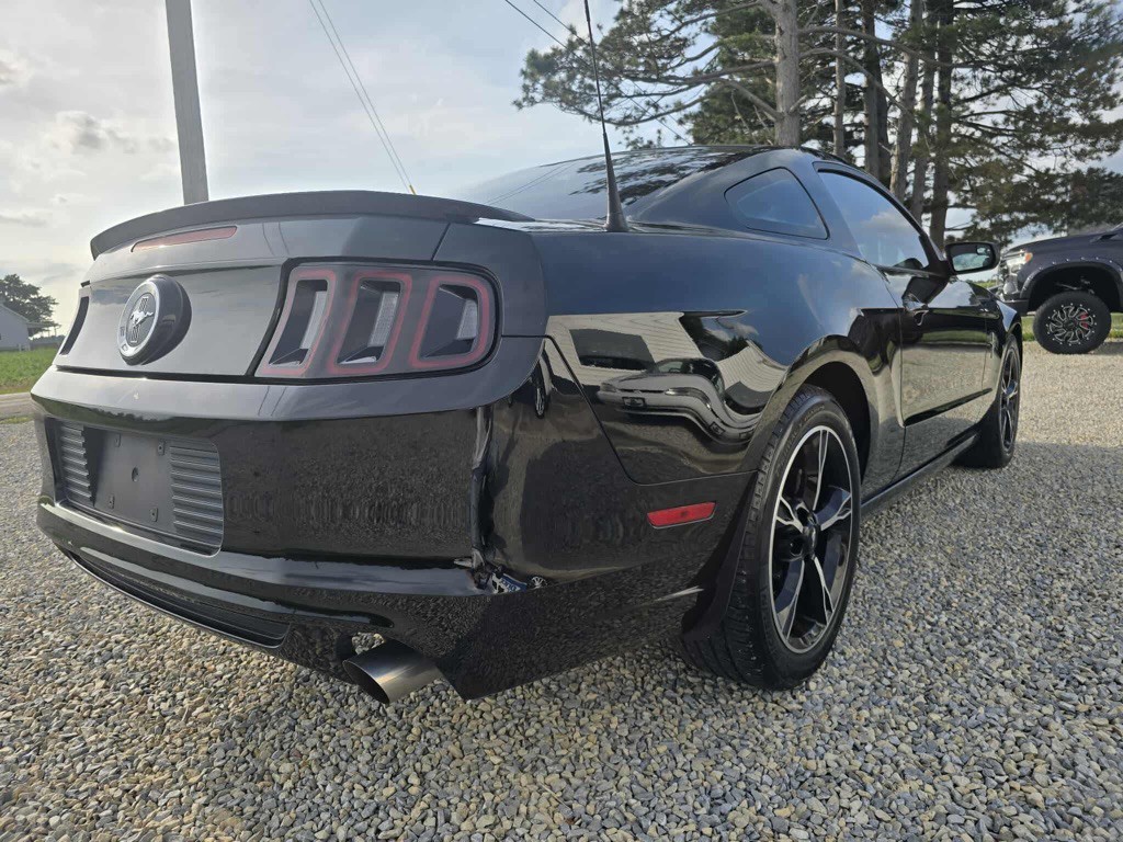 2013 Ford Mustang Image 7