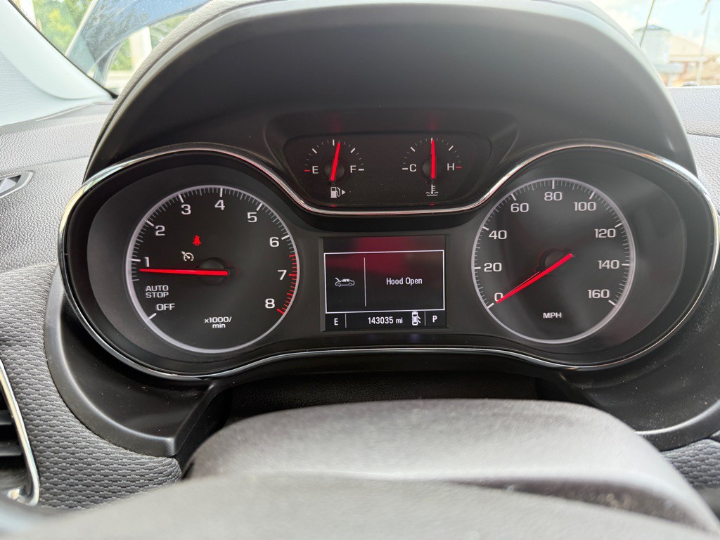 2019 Chevrolet Cruze Image 7