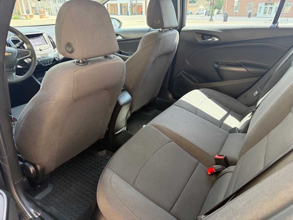 2019 Chevrolet Cruze Image 9