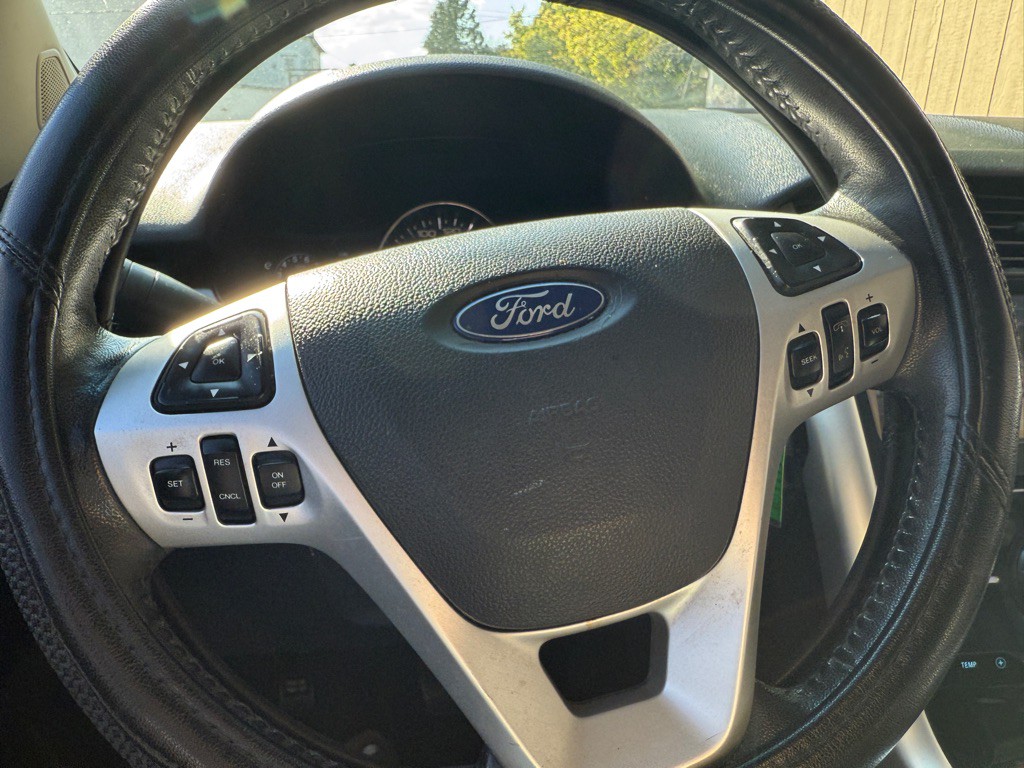 2011 Ford Edge Image 17