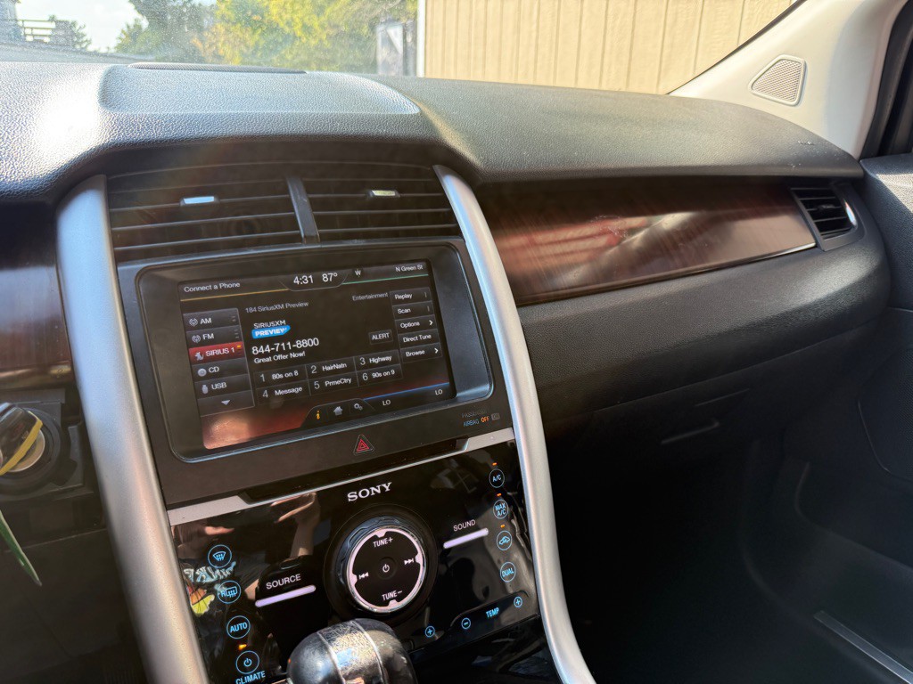 2011 Ford Edge Image 18
