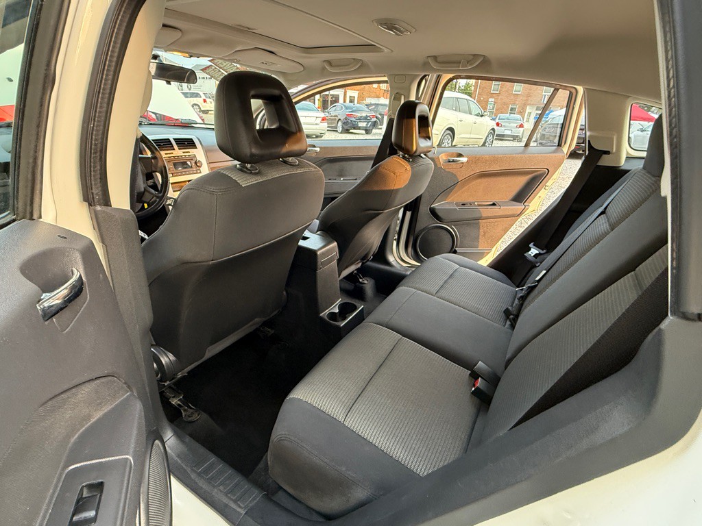 2008 Dodge Caliber Image 7