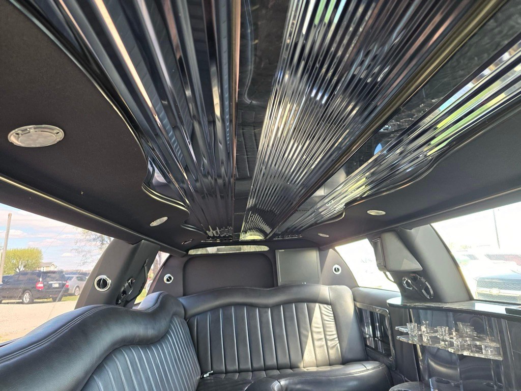 2008 Lincoln Town Car Image 4