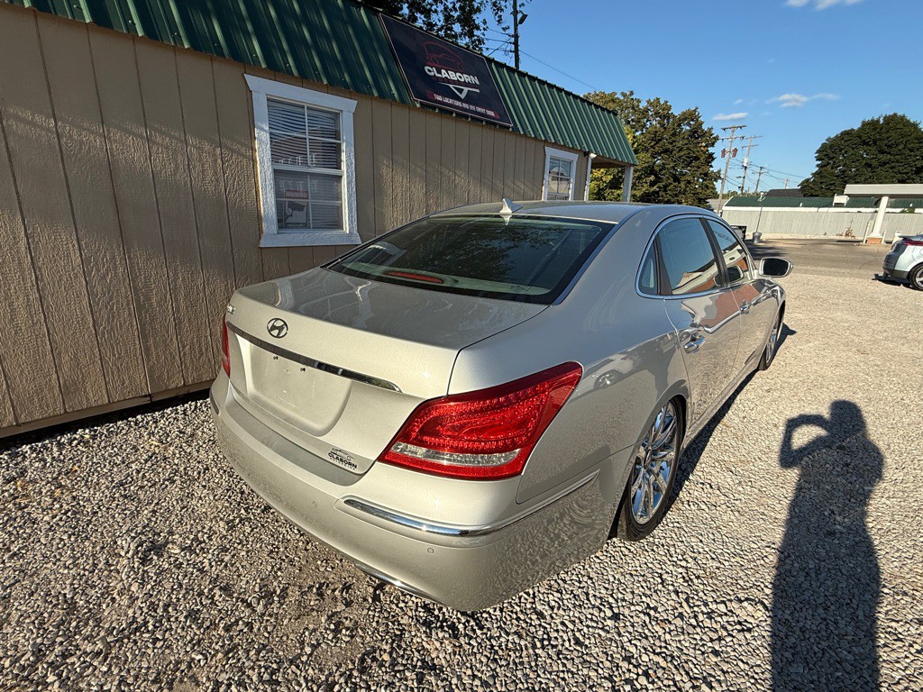 2011 Hyundai Equus Image 18
