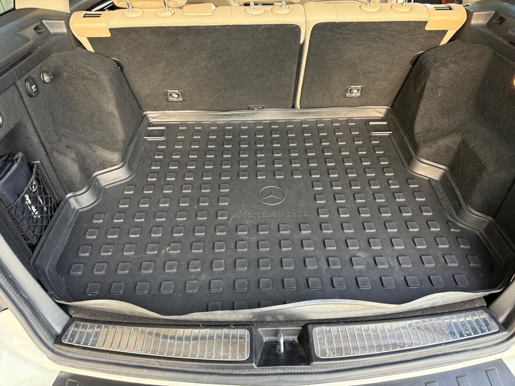 2011 Mercedes-Benz GLK-Class Image 16
