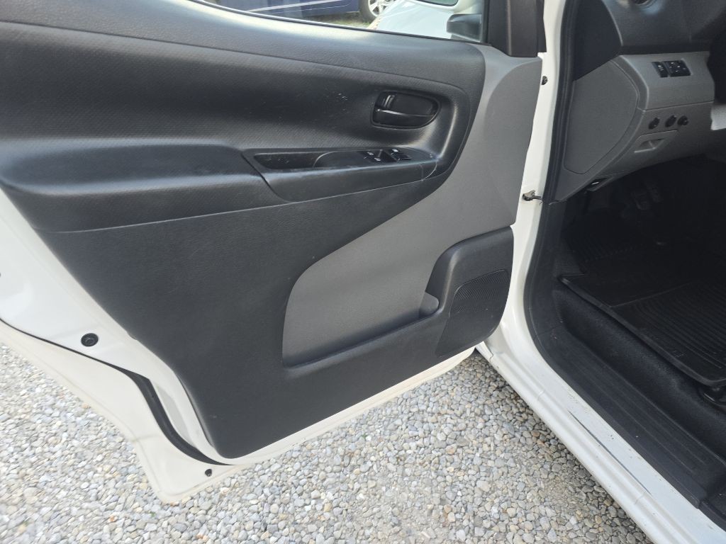 2019 Nissan NV200 Image 8