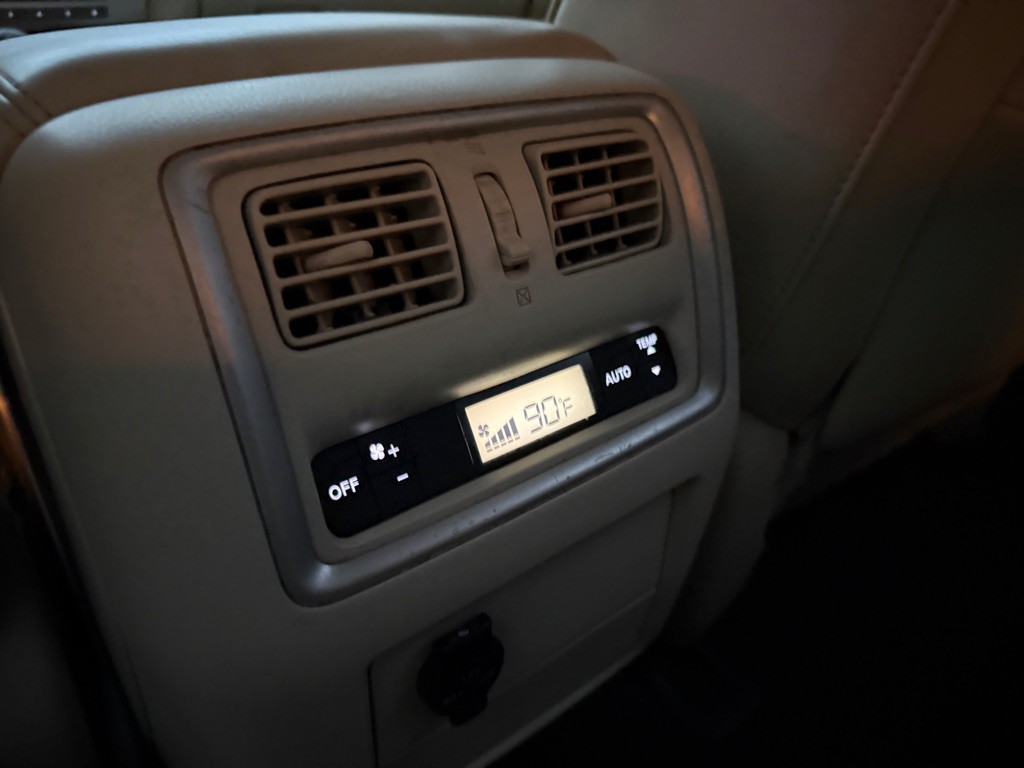 2015 INFINITI QX60 Image 3