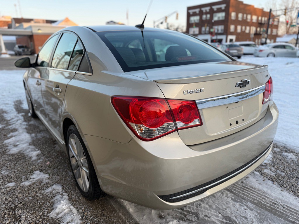 2014 Chevrolet Cruze Image 8