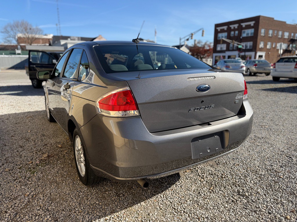 2009 Ford Focus Image 14
