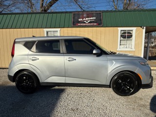 Image for 2020 Kia Soul LX ID: 7116002