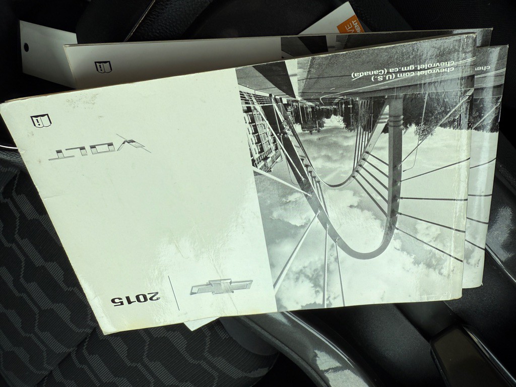 2015 Chevrolet Volt Image 12