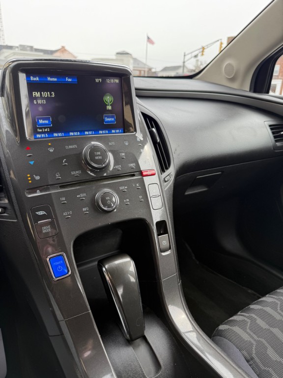 2015 Chevrolet Volt Image 13