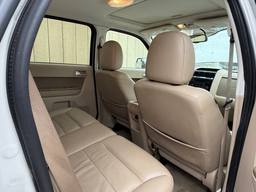 2011 Ford Escape Image 15