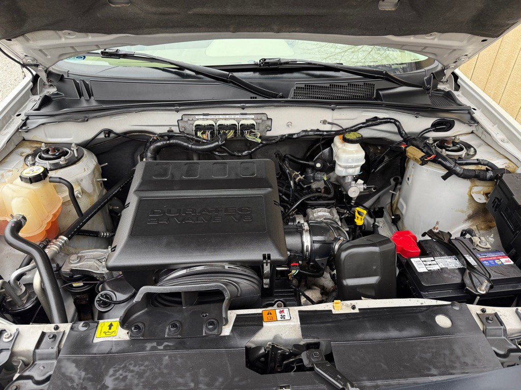 2011 Ford Escape Image 19