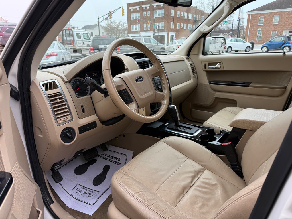 2011 Ford Escape Image 10
