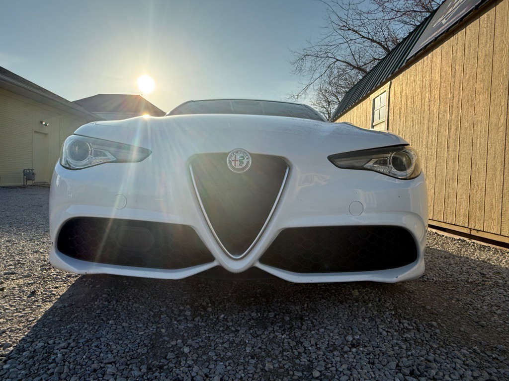 2017 Alfa Romeo Giulia Image 3