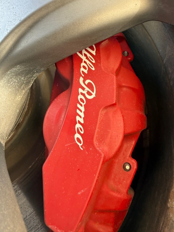 2017 Alfa Romeo Giulia Image 6