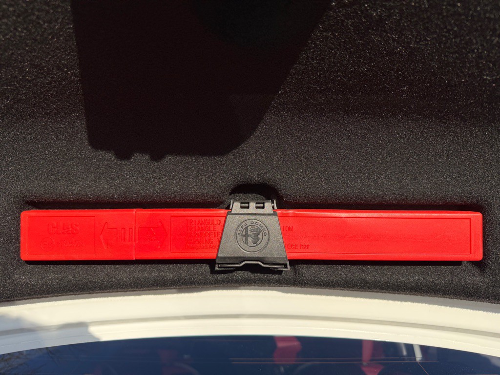 2017 Alfa Romeo Giulia Image 13