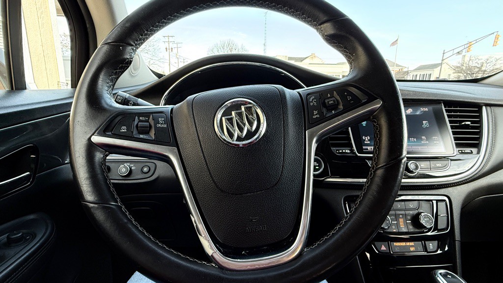 2017 Buick Enclave Image 16