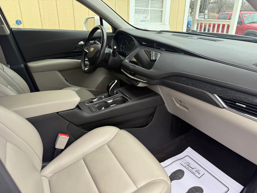 2020 Cadillac XT4 Image 9