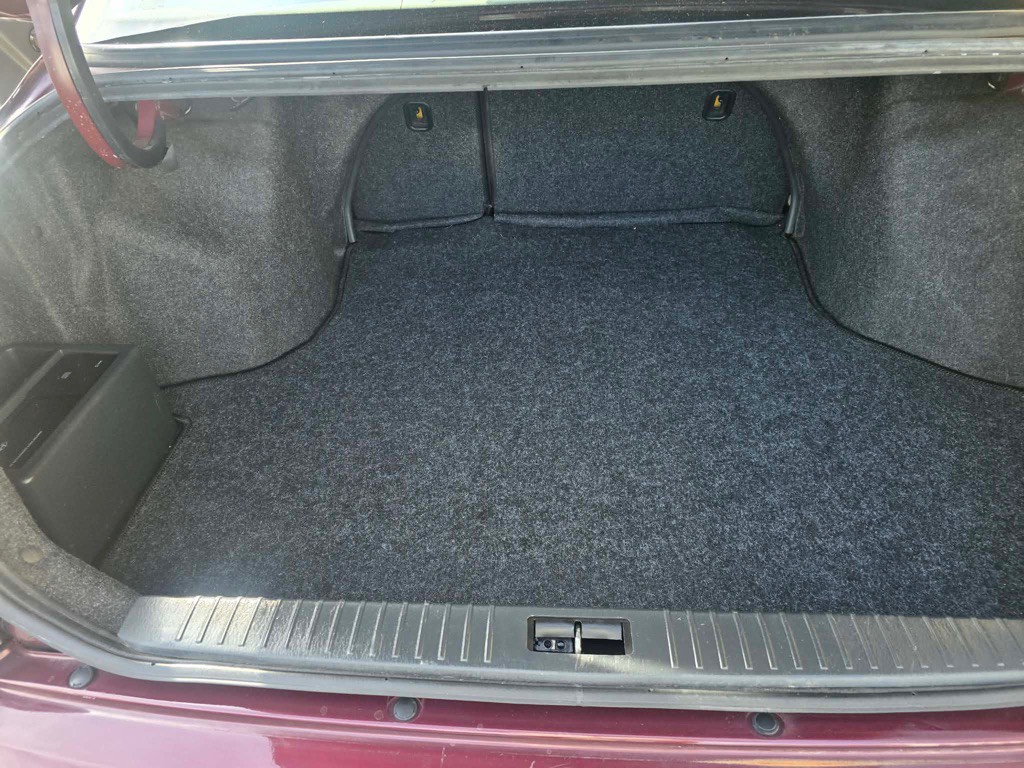 2003 Hyundai XG Image 8