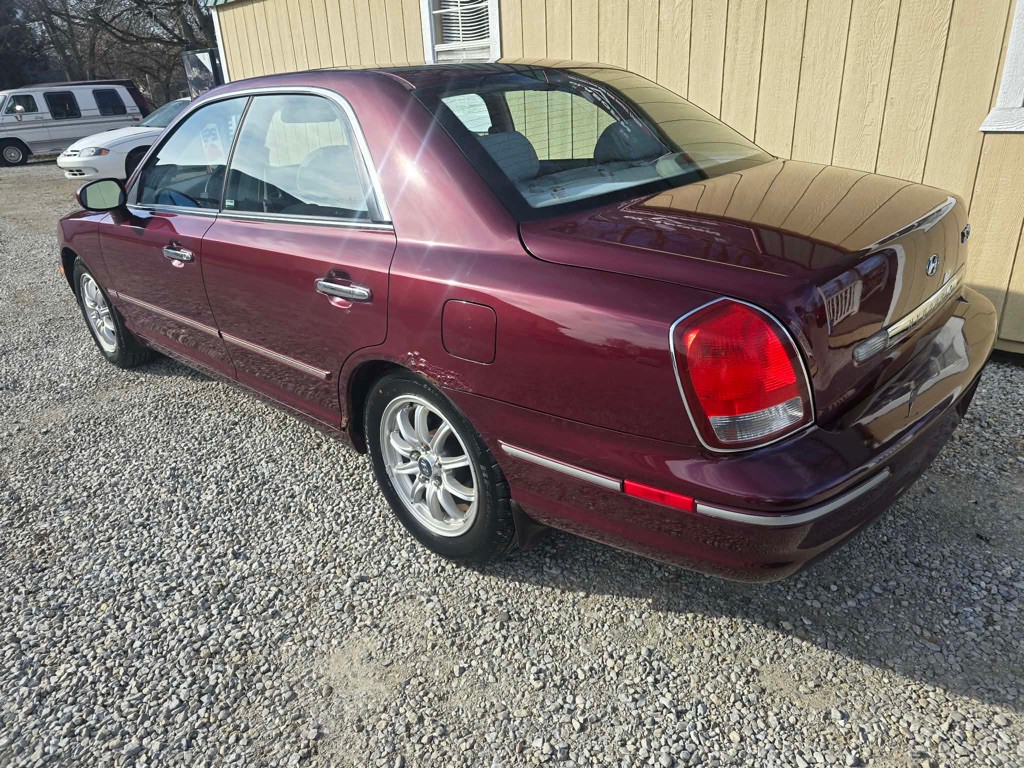 2003 Hyundai XG Image 13