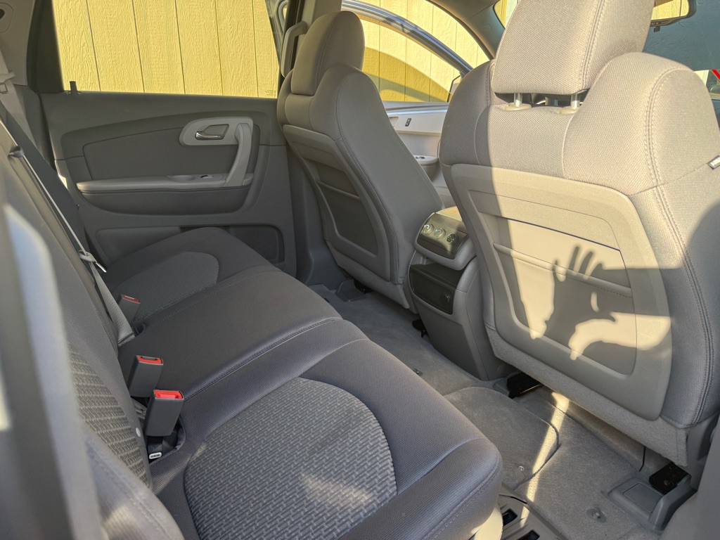 2012 Chevrolet Traverse Image 21