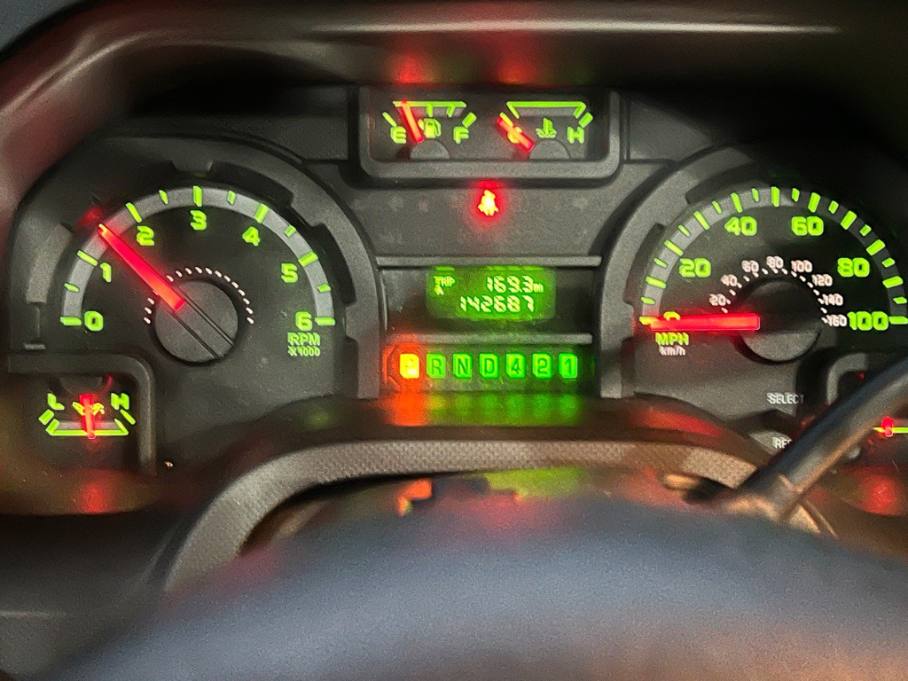 2016 Ford Econoline Image 18