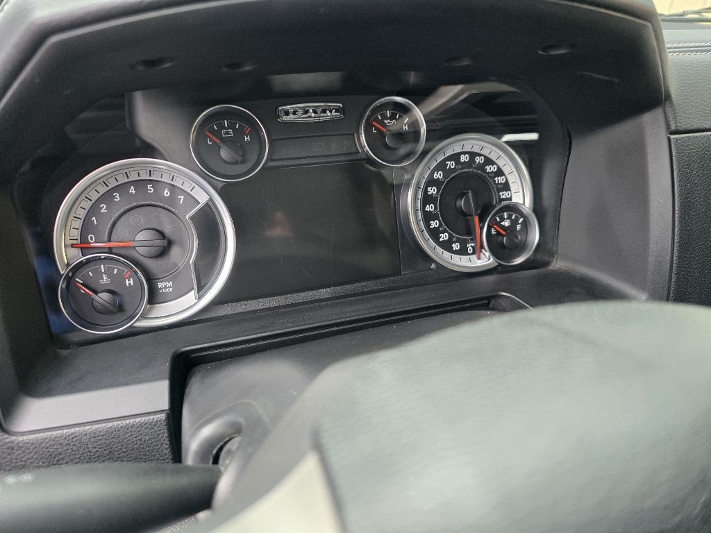 2014 RAM 1500 Image 14