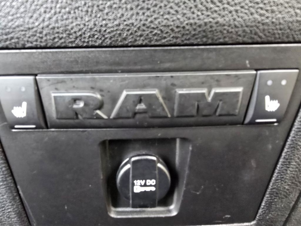 2014 RAM 1500 Image 26