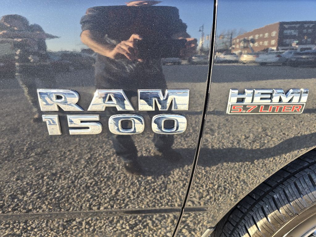 2015 RAM 1500 Image 6