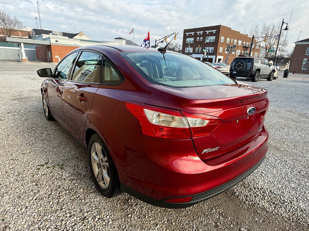 2014 Ford Focus Image 17