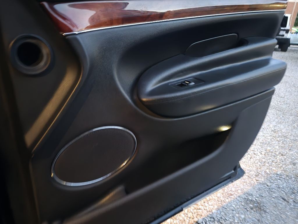 2019 Lincoln MKT Image 7
