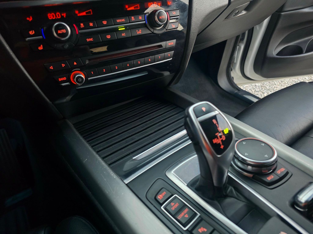 2015 BMW X5 Image 15