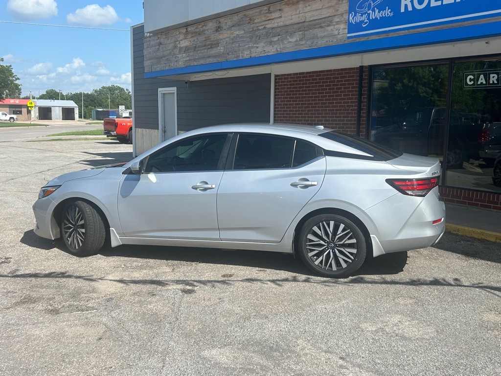 2020 Nissan Sentra Image 7
