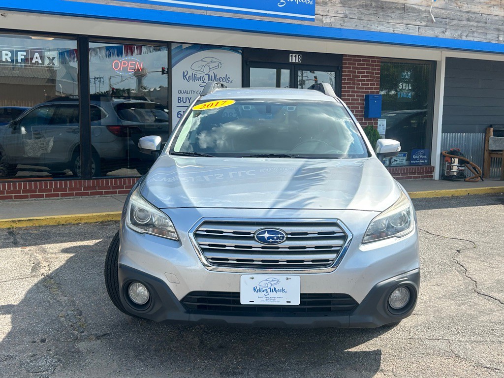 2017 Subaru Outback Image 2