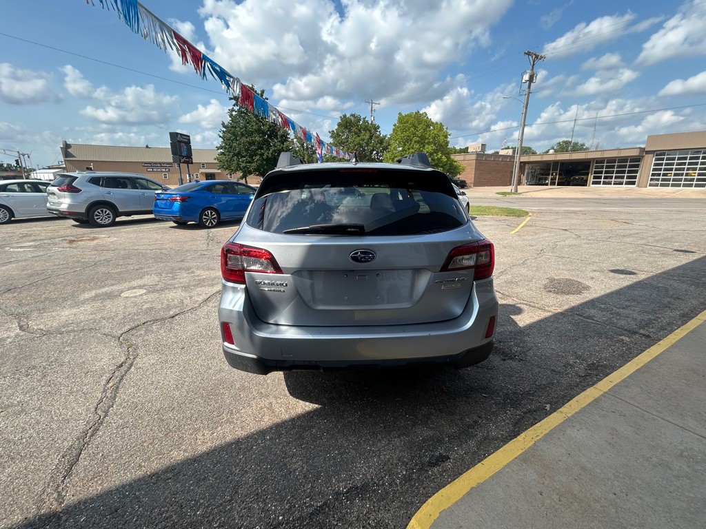2017 Subaru Outback Image 6