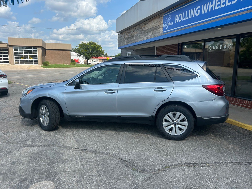 2017 Subaru Outback Image 8