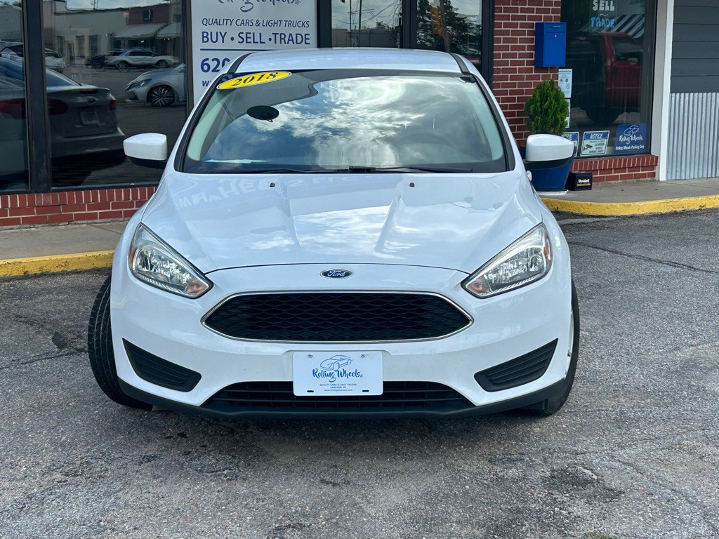 2018 Ford Focus Image 2