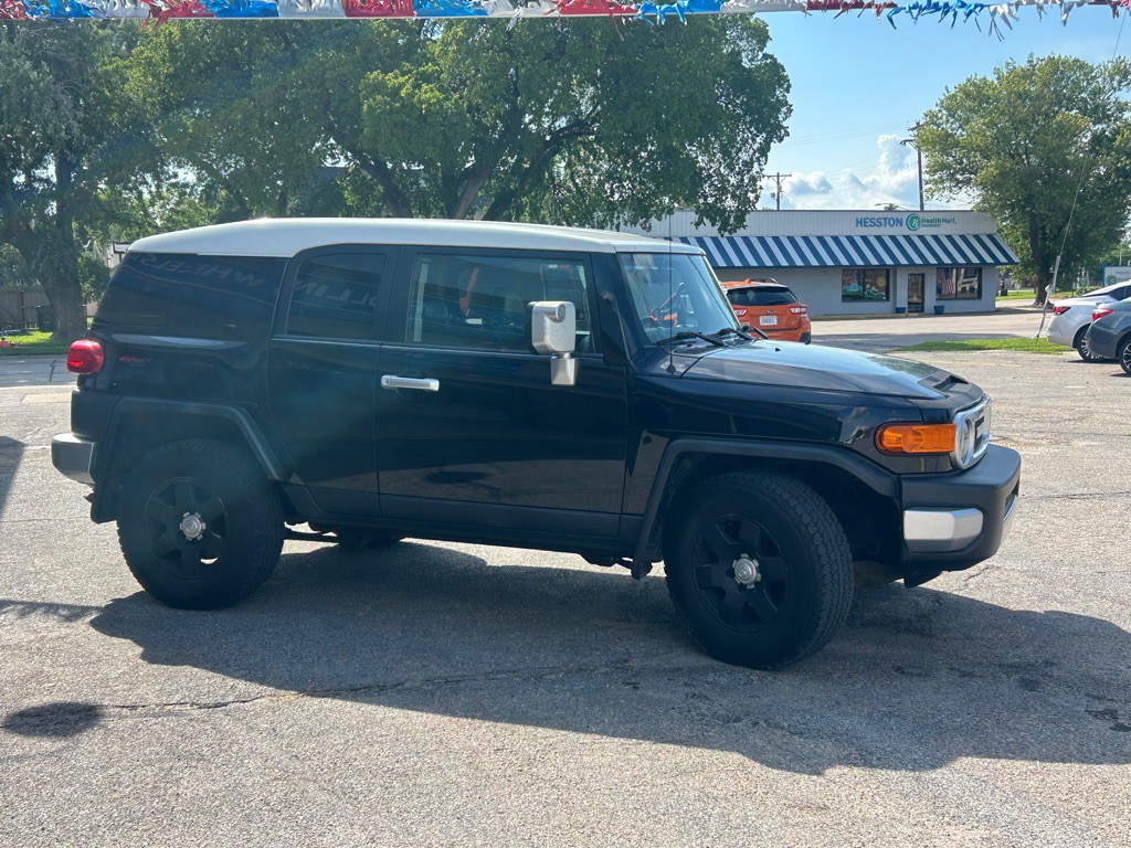 2008 Toyota FJ Cruiser Image 4