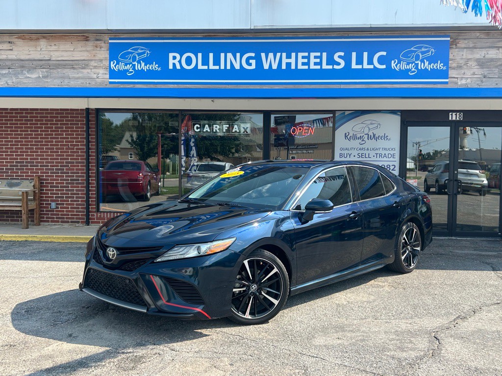 2018 Toyota Camry Image 1