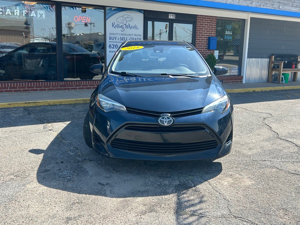 2018 Toyota Corolla Image 2