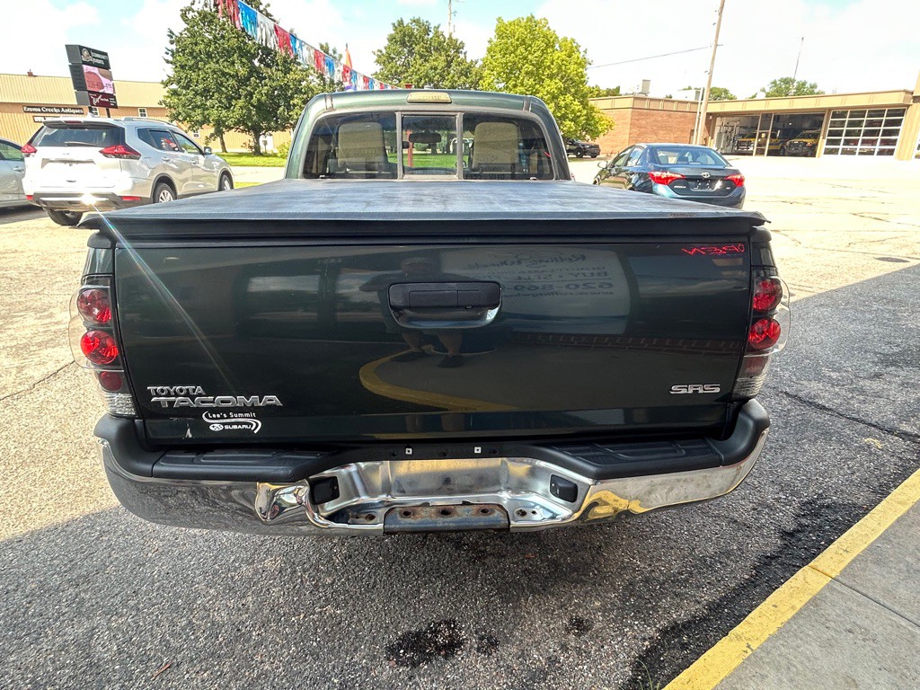 2011 Toyota Tacoma Image 6