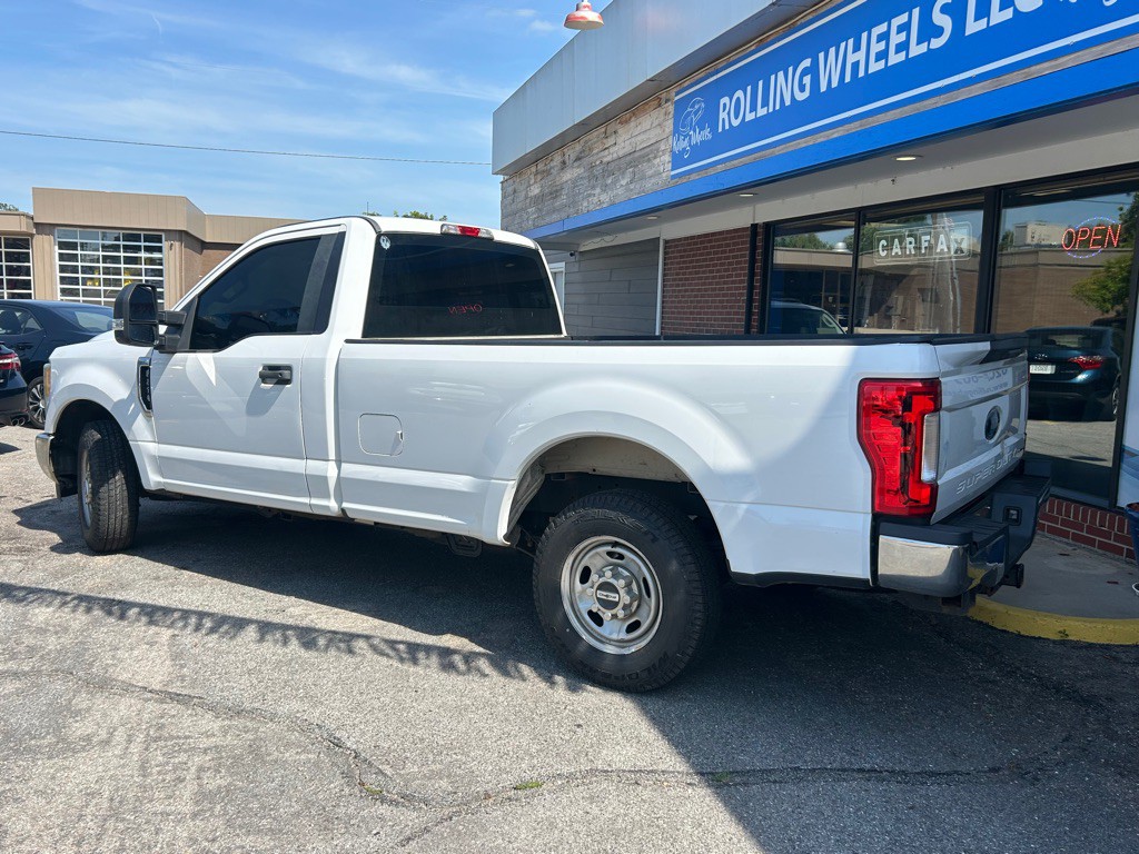 2017 Ford F-250 Image 8