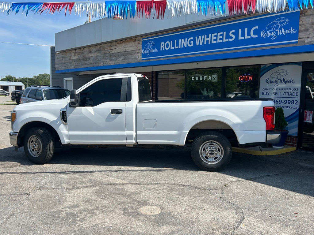 2017 Ford F-250 Image 9