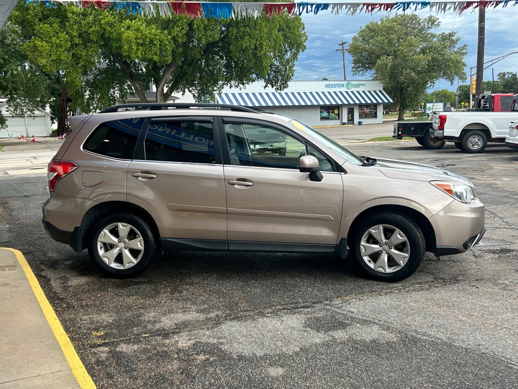 2015 Subaru Forester Image 4